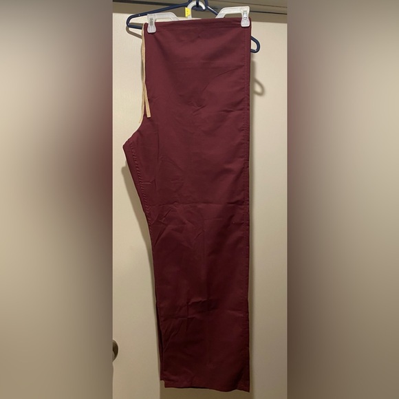 ComfortEase Style 900 Reversable
Scrub Pants Drawstring Waist Unisex - 
Wine XL - Picture 7 of 9